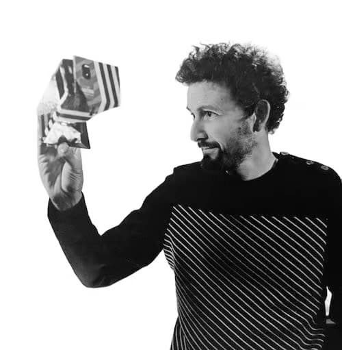 Artist's profile picture